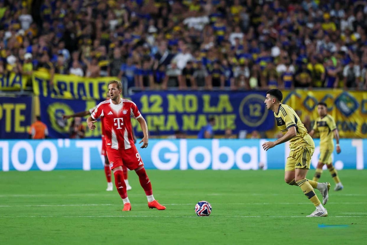 开云中国官方网站-集结日门兴格拉德巴赫门线救险：德国杯节点到来，悬念犹存，团队化学反应显著-开云中国官方网站